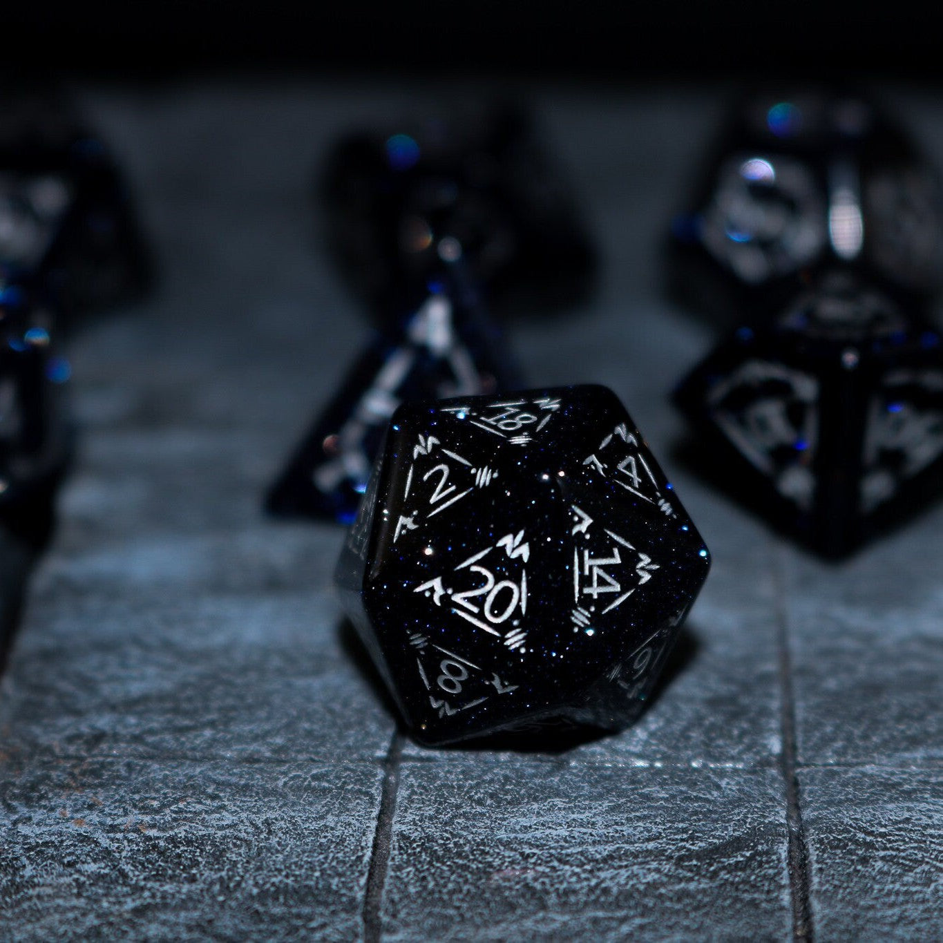 Set Of Dragon Shield Gemstone Blue Sandstone Silver Font (And Box) Polyhedral Dice Dice Set