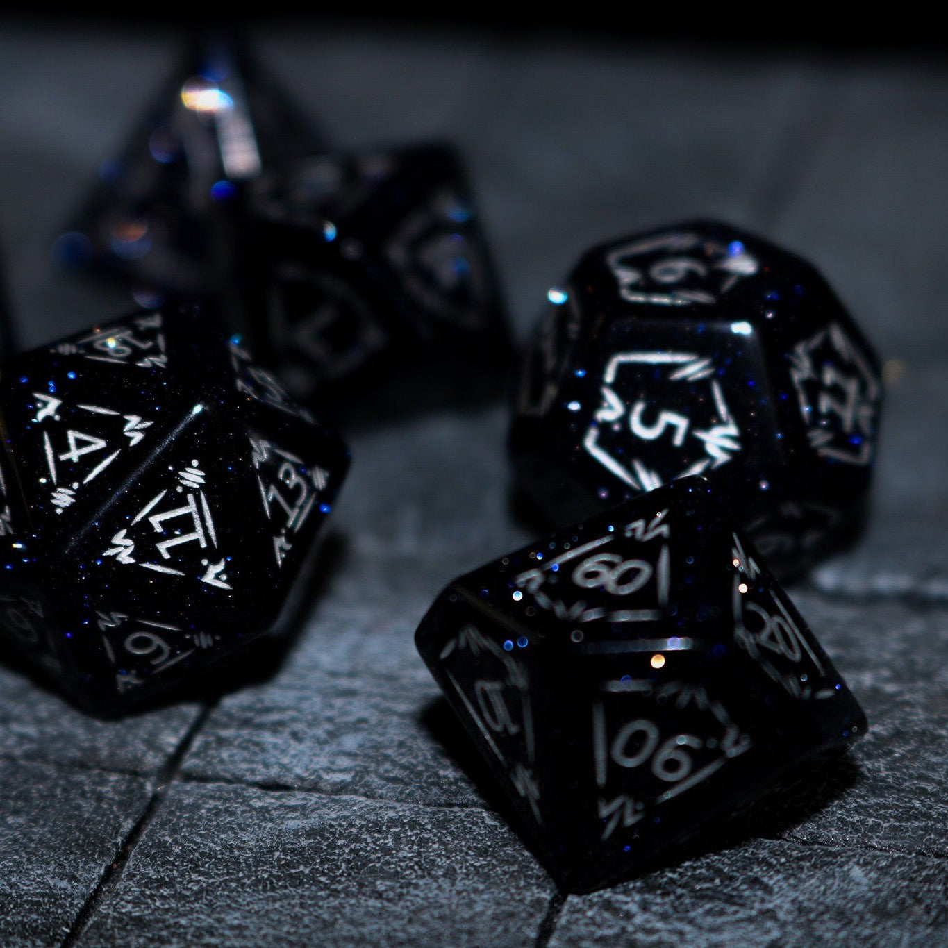 Set Of Dragon Shield Gemstone Blue Sandstone Silver Font (And Box) Polyhedral Dice Dice Set