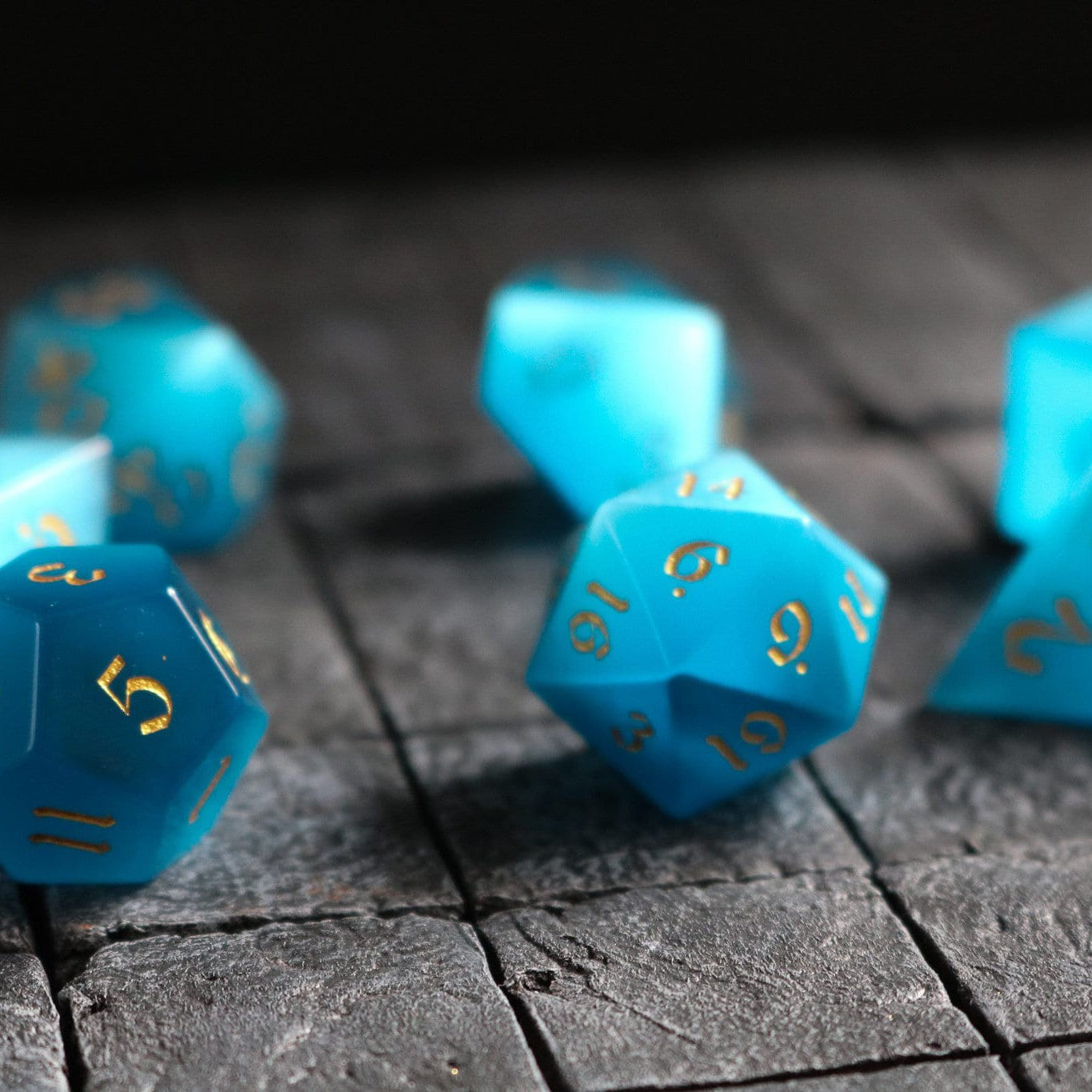 Hand Carved Gemstone Light Blue Cats Eye Stone (And Box) Polyhedral Dice DND Set
