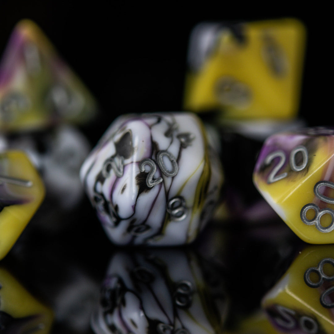 Illusion Acrylic Dice Set