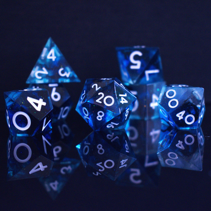 Pulse Wave Sharp-Edged Resin Dice Set