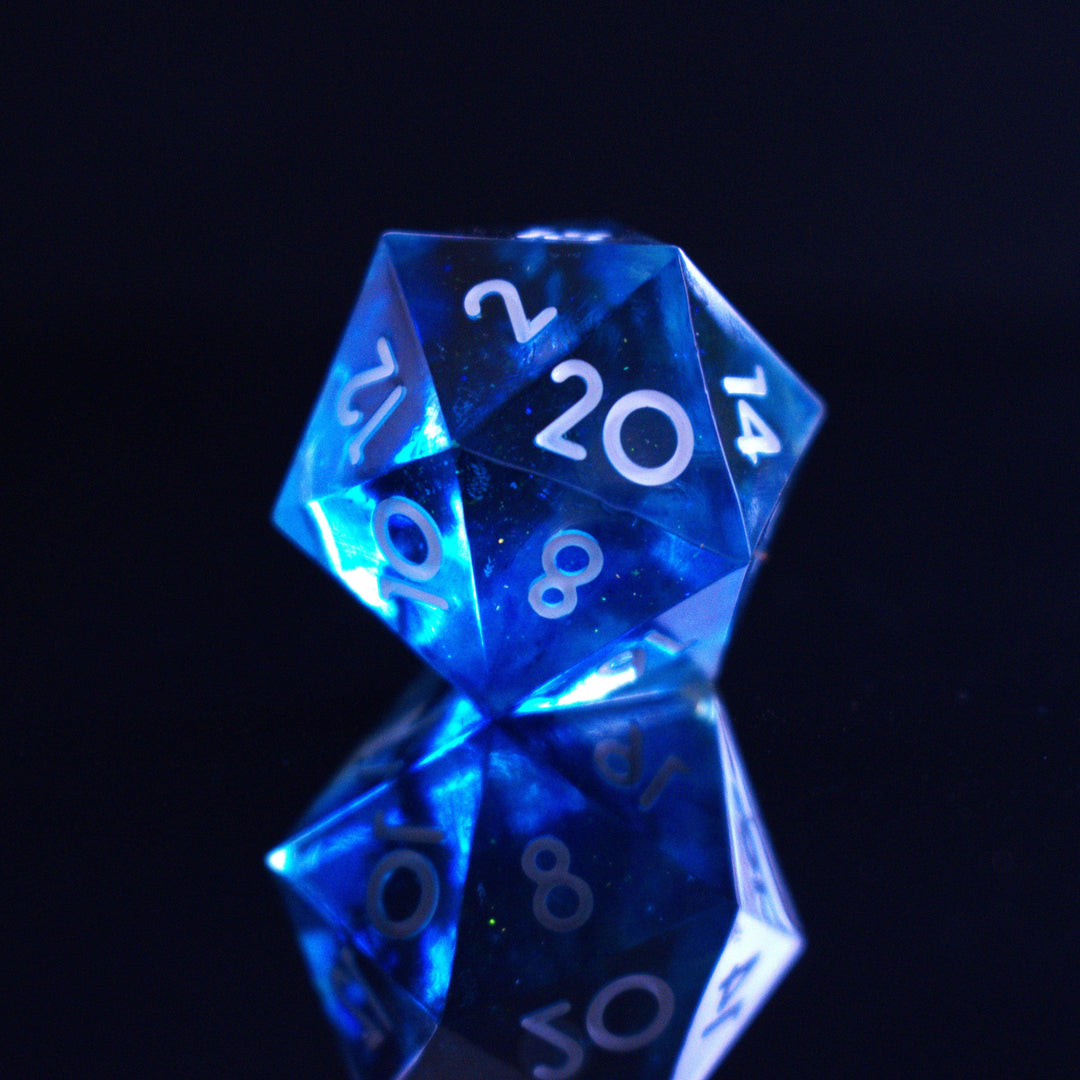 Pulse Wave Sharp-Edged Resin Dice Set