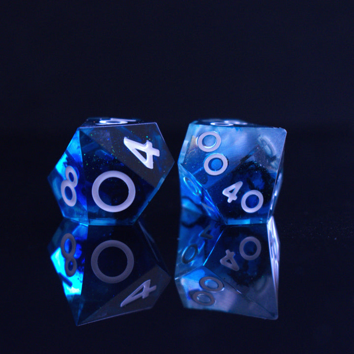 Pulse Wave Sharp-Edged Resin Dice Set