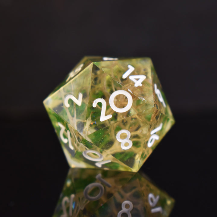 Thorn Whip Sharp-Edged Resin Dice Set