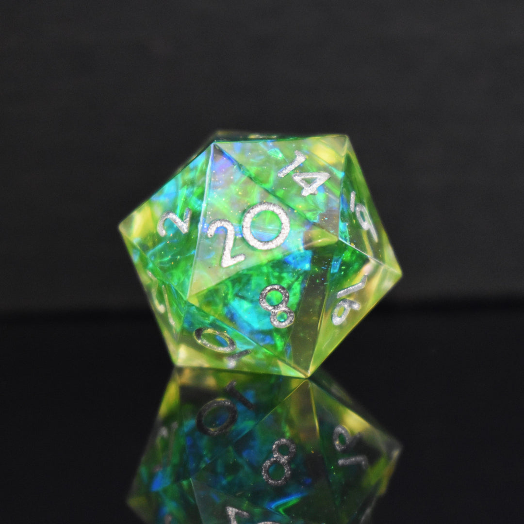 Green Flame Blade Sharp-Edged Resin Dice Set