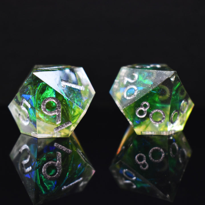 Green Flame Blade Sharp-Edged Resin Dice Set