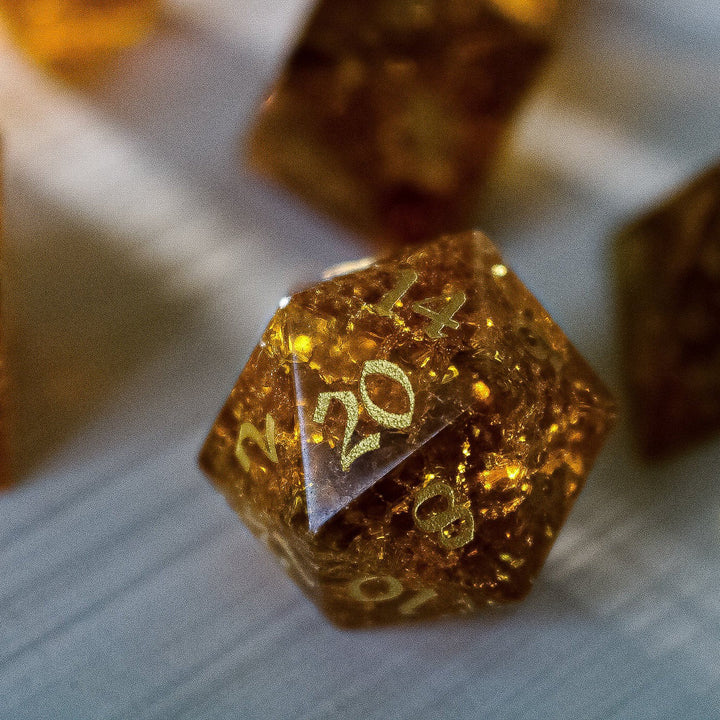 Gold Honey Lightning Glass Cracked Glass (And Box) Polyhedral Dice DND Set