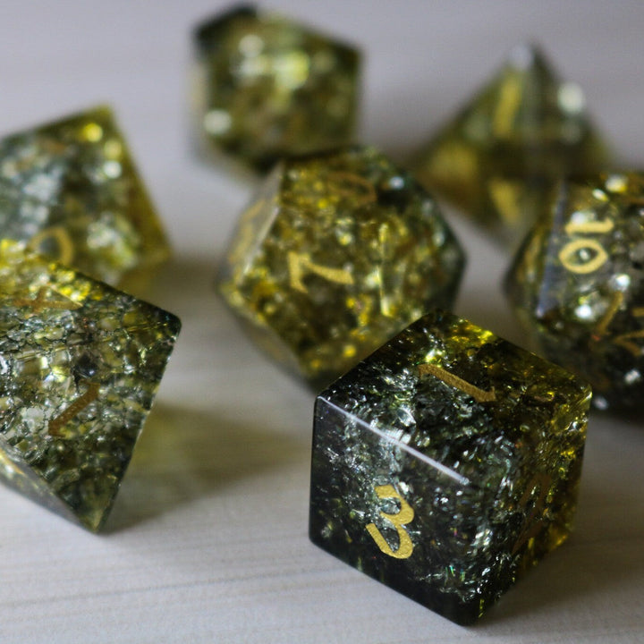 Dark Sun Forge Fire Glass Green And Yellow (And Box) Polyhedral Dice DND Set