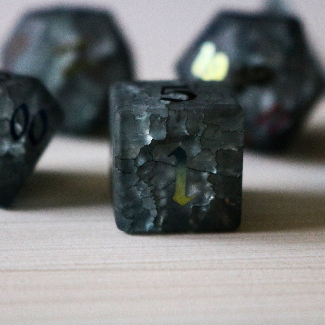 Black Inked Lightning Glass Cracked Glass (And Box) Polyhedral Dice DND Set