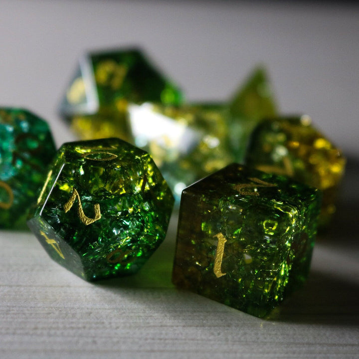 Poison Forge Fire Cracked Glass Green (And Box) Polyhedral Dice DND Set