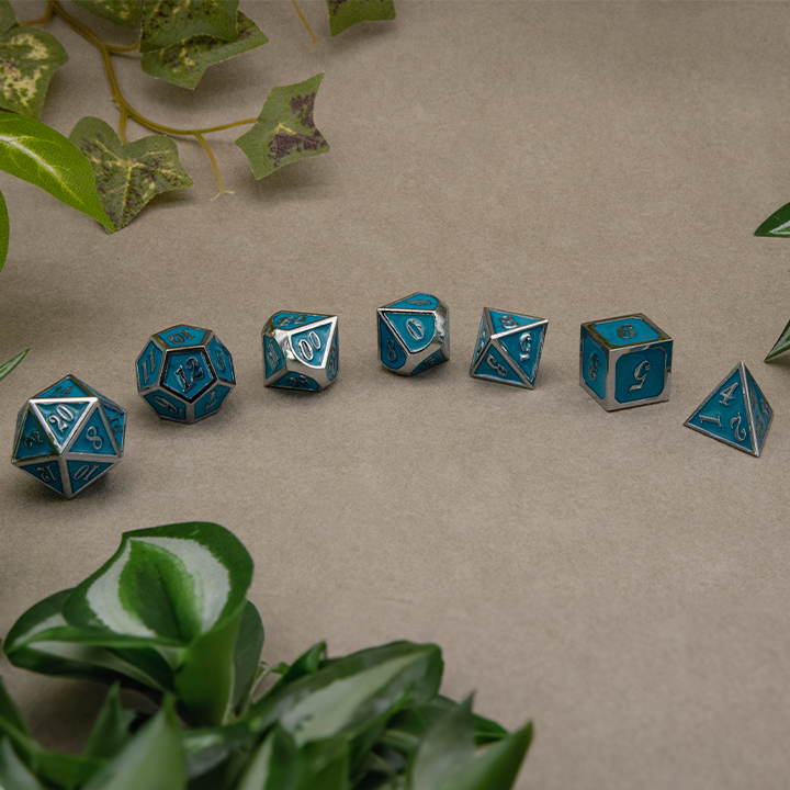 Metal Dice - Glow Aqua - Set