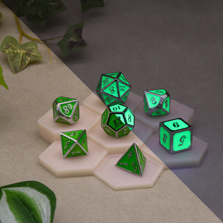 Metal Dice - Glow Green - Set